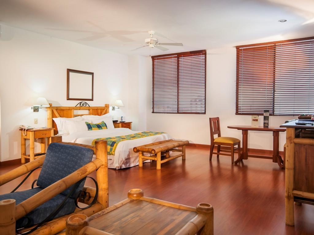 Armenia Hotel Εξωτερικό φωτογραφία