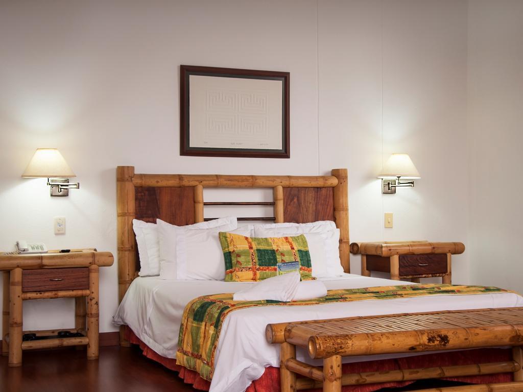 Armenia Hotel Εξωτερικό φωτογραφία