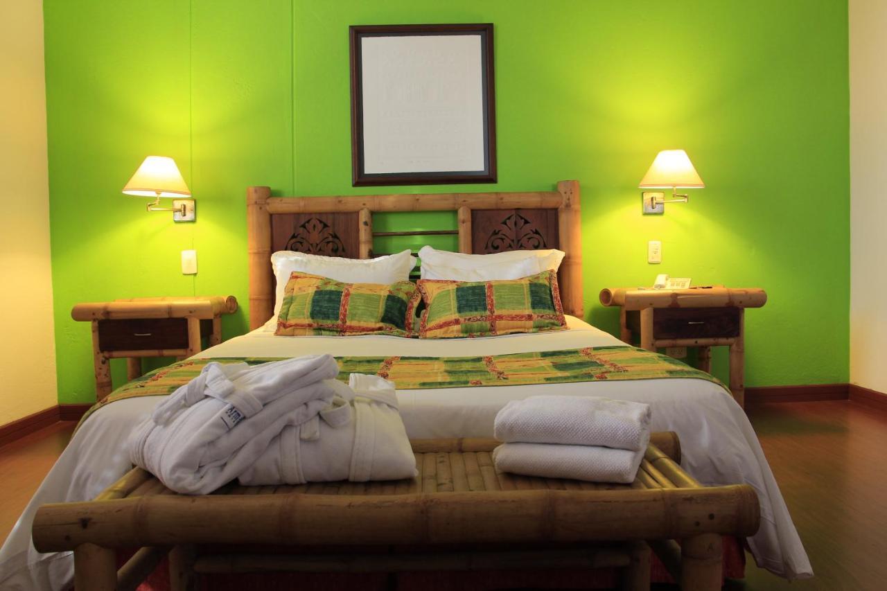 Armenia Hotel Εξωτερικό φωτογραφία